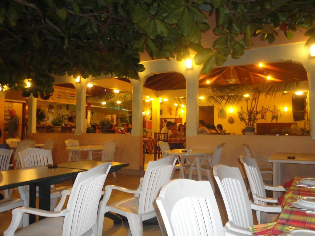 Sunset Bay Club&SeaSide Dive Resort Salisbury Exterior foto